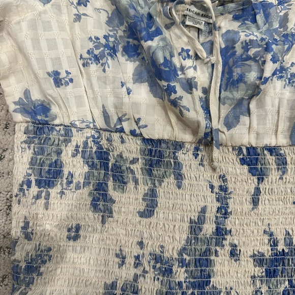 american eagle top - Picture 2 of 4